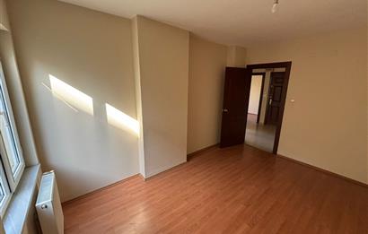 SARIYER ZEKERİYAKÖY MEDYAKENT SİTESİ KİRALIK 2+1 DAİRE 85 M2