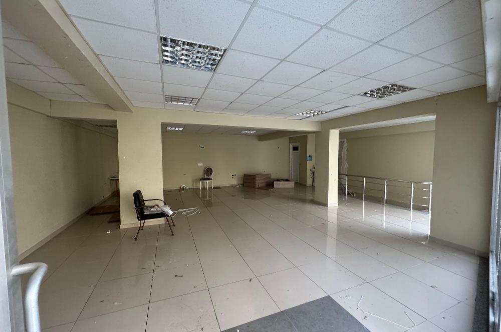 TORIUM AVM ARKASI CADDE ÜSTÜ 186.48 M2'LİK SATILIK DÜKKAN