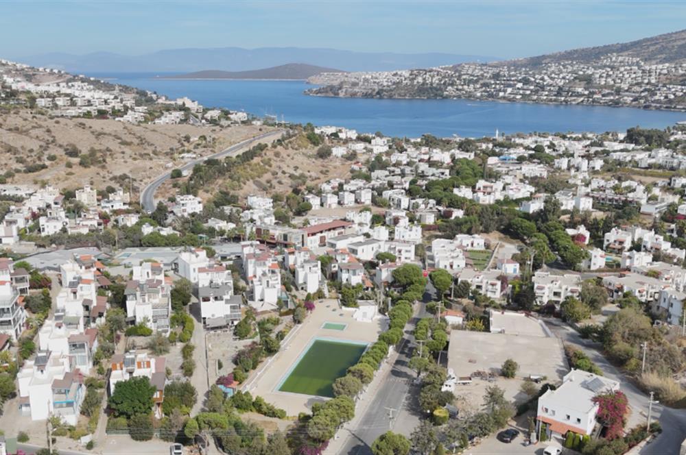 Bodrum Gündoğan'da Deniz Manzaralı Özel Havuzlu Satılık Müstakil Villa