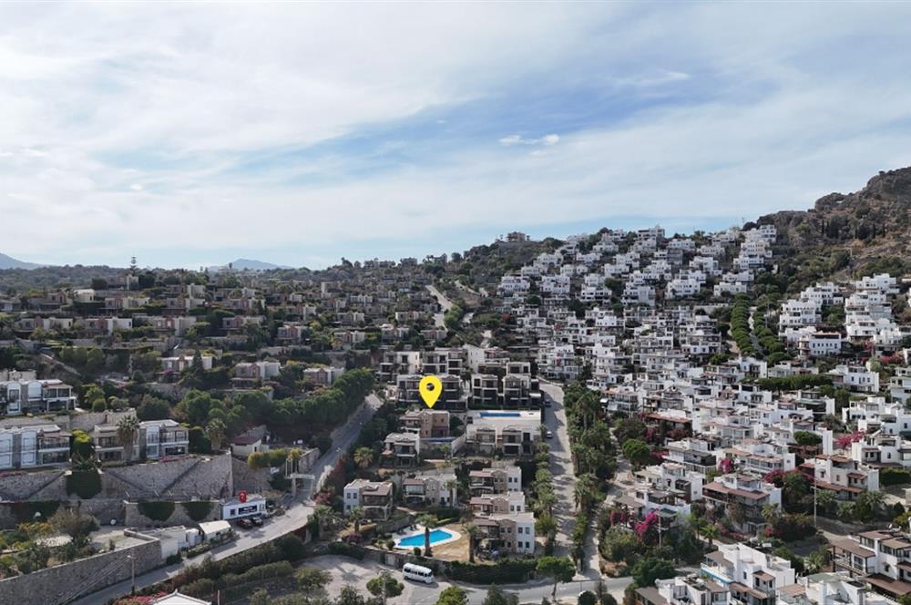 Bodrum Gündoğan'da Deniz Manzaralı Özel Havuzlu Satılık Müstakil Villa