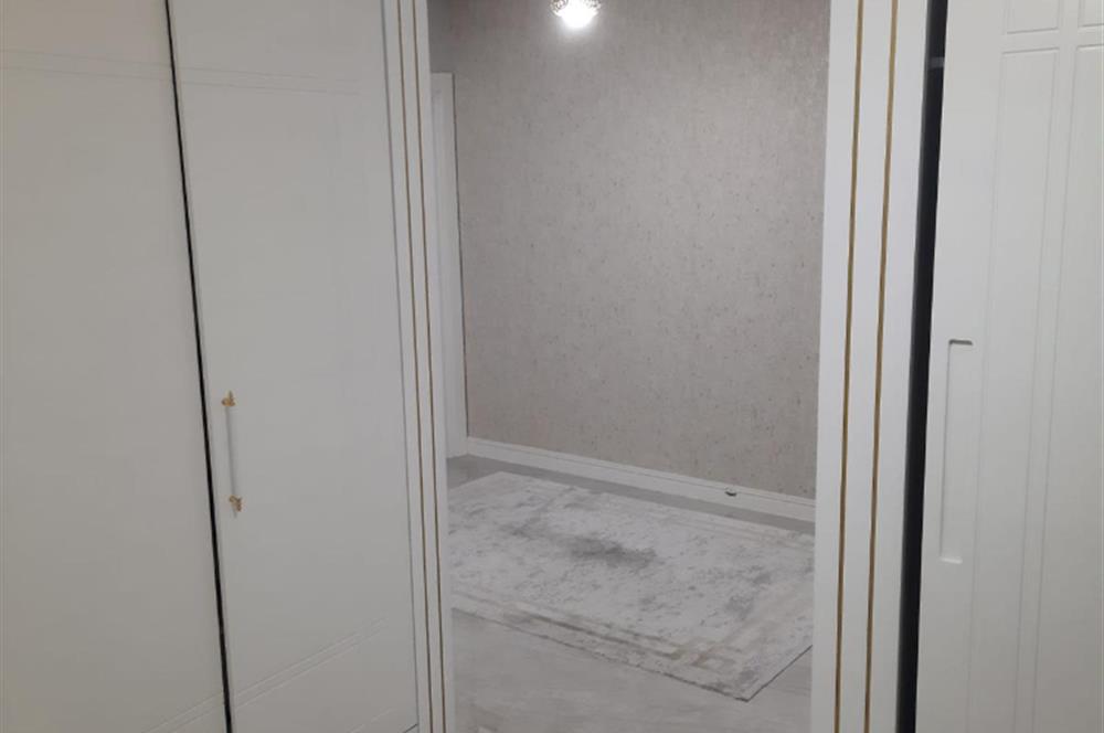 GÜLTEPE'DE YAŞAM ALANI ASTORİA SİTESİNDE SATILIK 4+1 DAİRE