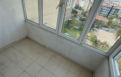 HUZUREVİ METROYA YAKIN 3+1, KREDİYE UYGUN BAKIMLI DAİRE