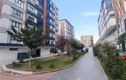 GÜLTEPE'DE YAŞAM ALANI ASTORİA SİTESİNDE SATILIK 4+1 DAİRE