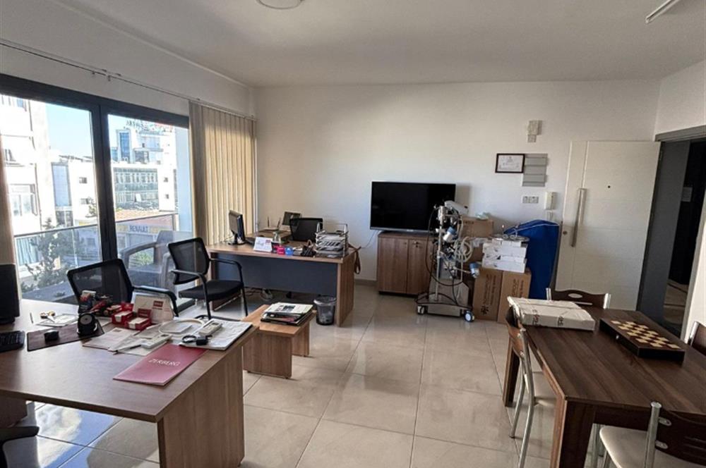  BU FIRSAT KAÇMAZ! Lefkoşa Gönyelide anayola sıfır satılık 2+1 penthouse daire(TİCARİ LİSANSLI) (YÜKSEK KİRA GETİRİSİ)