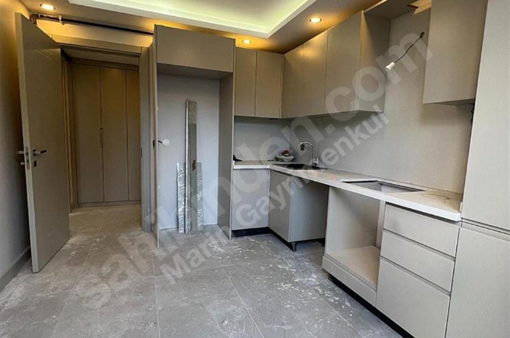 PINARTEPE ELİT SİTEDE 40 M2 BAHÇE KULLANIMLI KEYİFLİ 2+1