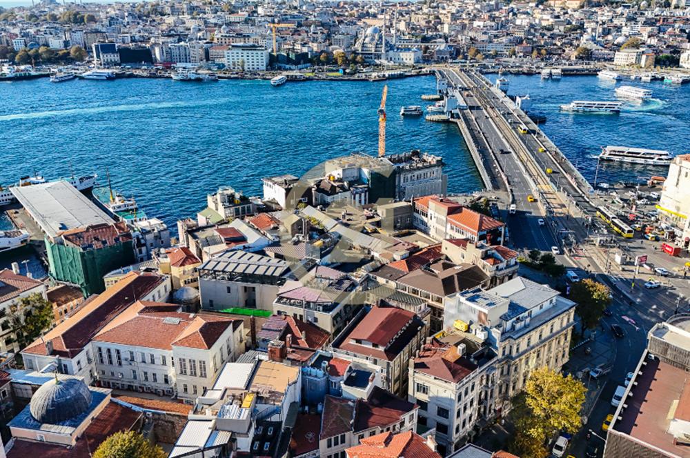 KARAKÖY'ÜN MERKEZİNDE 2. DERECE TARİHİ KOMPLE SATILIK İŞHANI