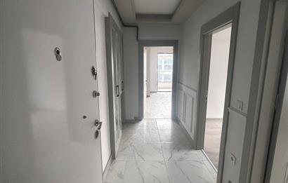 KARŞIYAKADA SATILIK 2+1 DAİRE