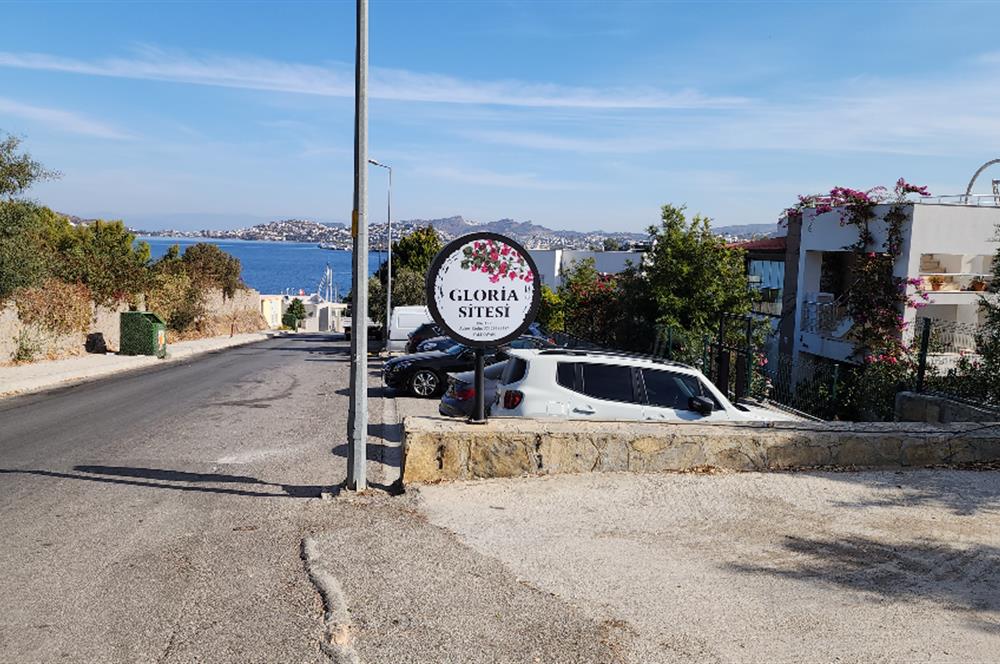 BODRUM YALIKAVAK GERİŞ DENİZE 100 METRE EŞYALI KİRALIK DAİRE