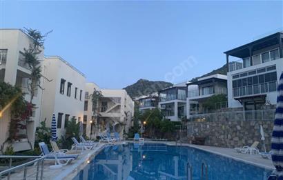 BODRUM YALIKAVAK GERİŞ DENİZE 100 METRE EŞYALI KİRALIK DAİRE