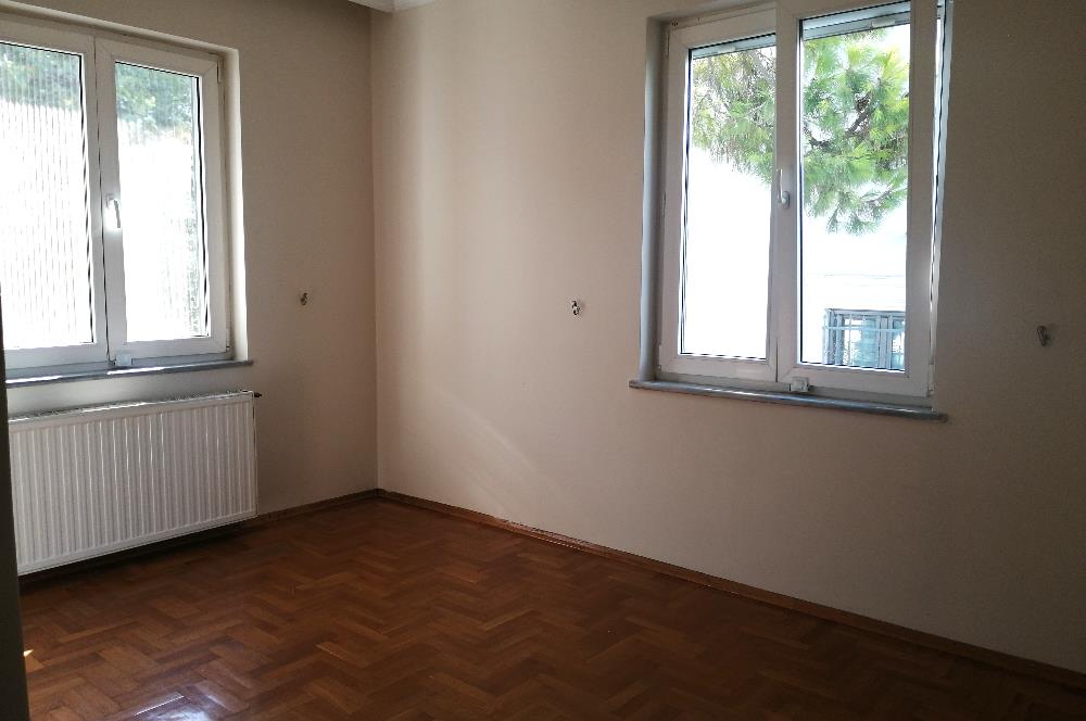 Albatrosta Kiralık bahçeli deniz manzaralı 3+1 daire..