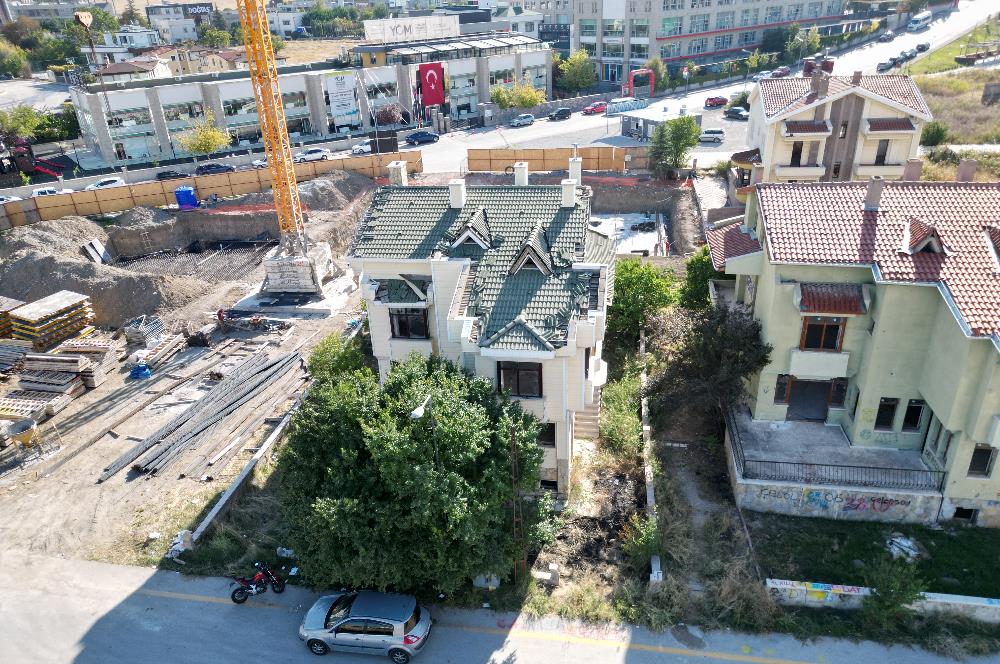 PARK CADDESİ VE ALACAATLI CEDDESİ ARASINDA 500m2 SATILIK ARSA