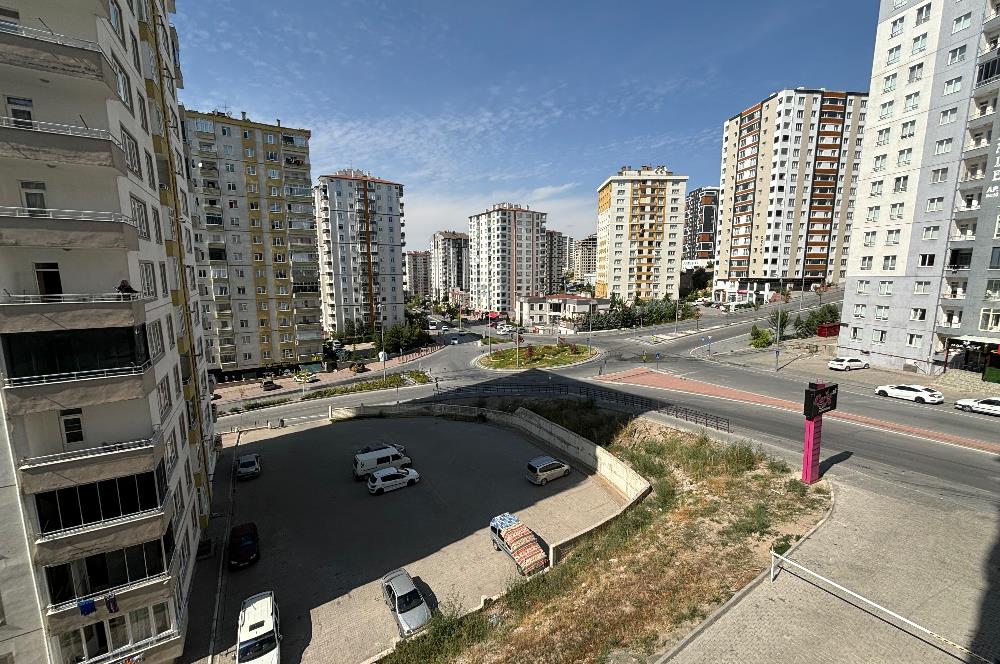 Satılık Daire Papatya Caddesi Üzerinde