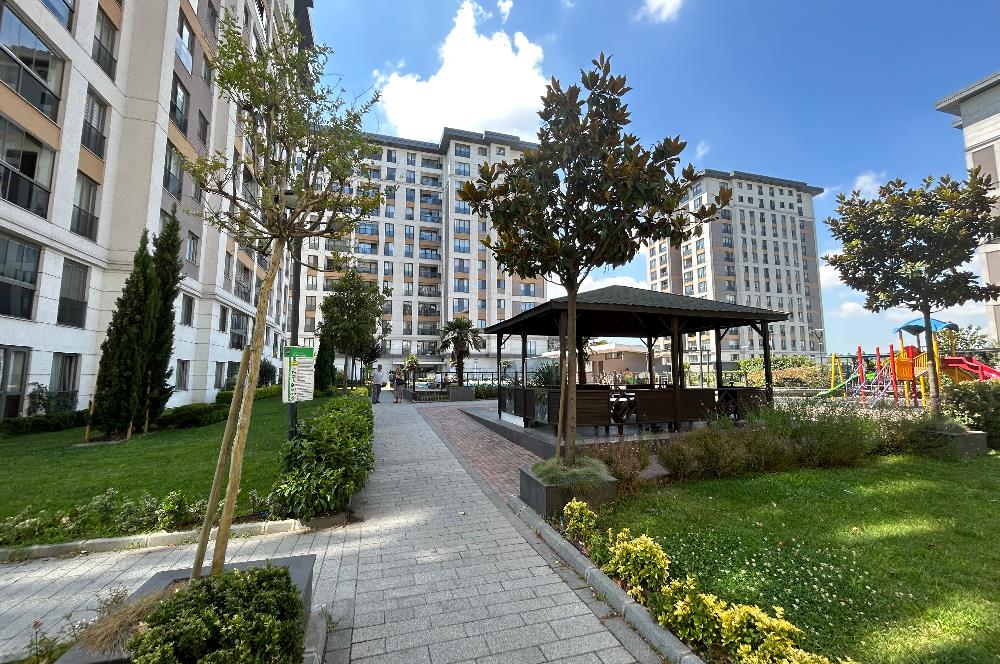 BÖLGENİN NEZİH SİTESİ BEYAZ PARK SİTESİNDE 2+1 KİRALIK DAİRE