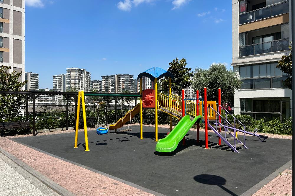 BÖLGENİN NEZİH SİTESİ BEYAZ PARK SİTESİNDE 2+1 KİRALIK DAİRE