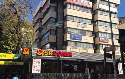 ANKARA KIZILAY SAKARYA CADDESİNDE ASANSÖRLÜ KİRALIK 1+1 OFİS