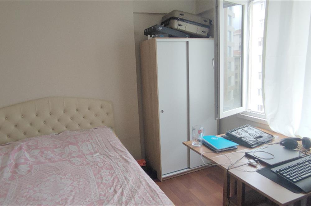 KADIKÖY, İNÖNÜ CAD. ÜZERİNDE SATILIK 2 + 1 DAİRE