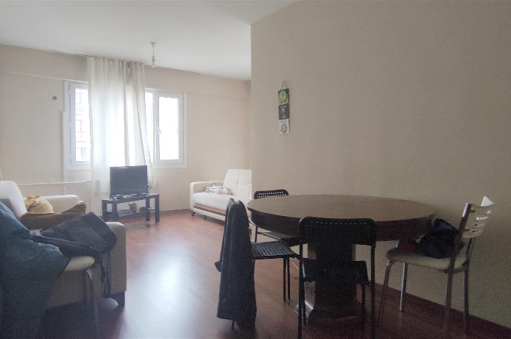 KADIKÖY, İNÖNÜ CAD. ÜZERİNDE SATILIK 2 + 1 DAİRE