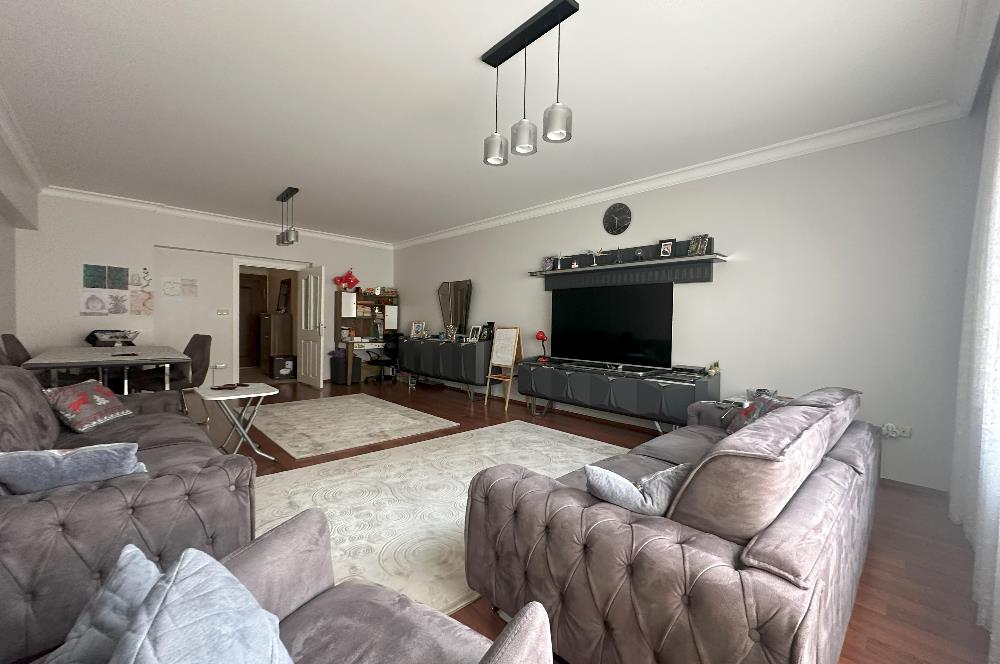 KADIKÖY, BOSTANCI MAH. SATILIK 160 M2 NET 4 + 1 DAİRE