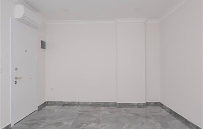 METRO İSTASYONU DİBİNDE SATILIK 85M2 BALKONLU PLAZA OFİSİ