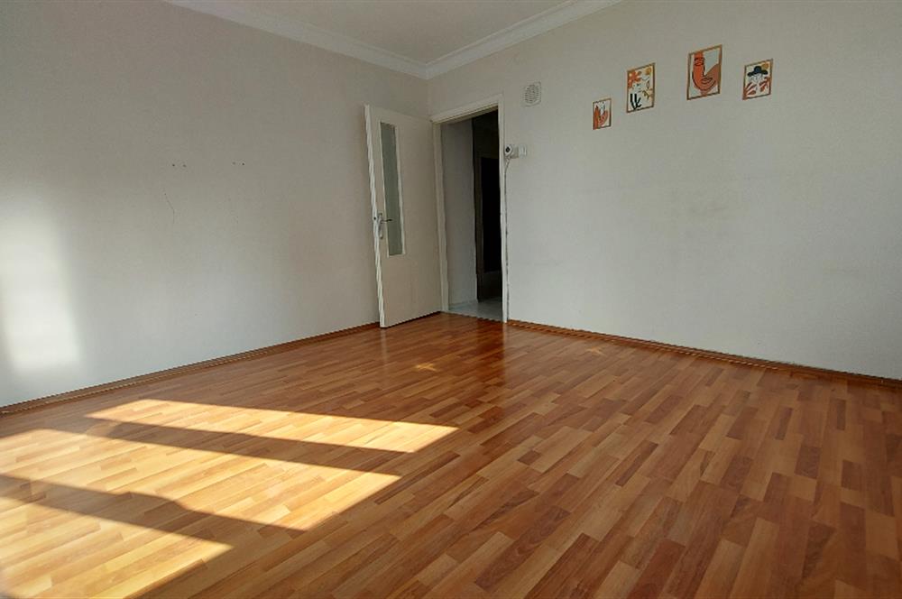 Bahçelievler Metaş Sitesinde 3+1 Bakımlı Kiralık Daire