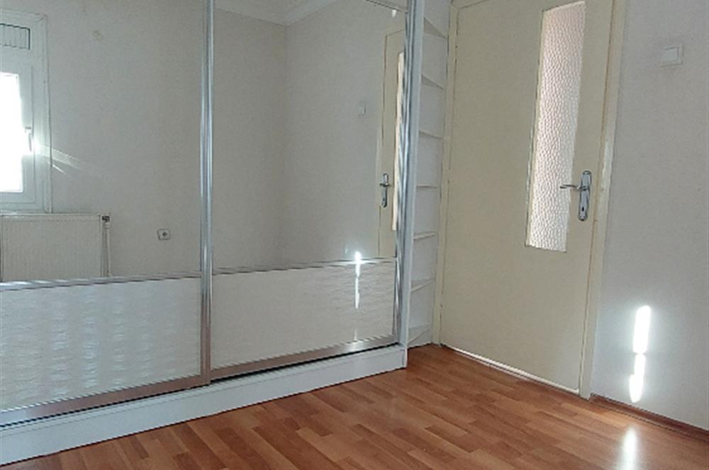 Bahçelievler Metaş Sitesinde 3+1 Bakımlı Kiralık Daire