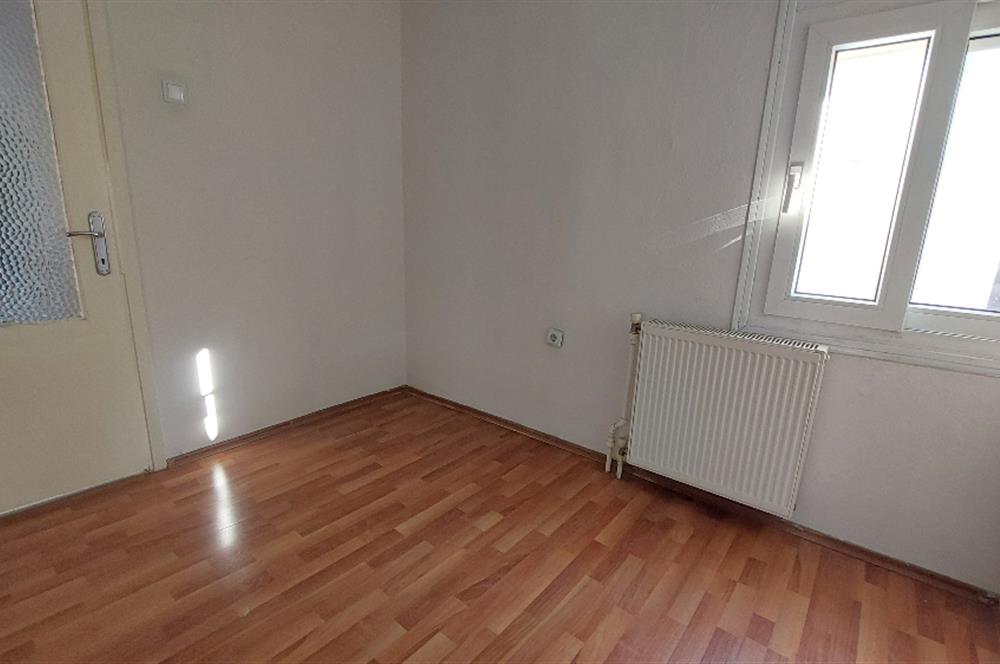 Bahçelievler Metaş Sitesinde 3+1 Bakımlı Kiralık Daire