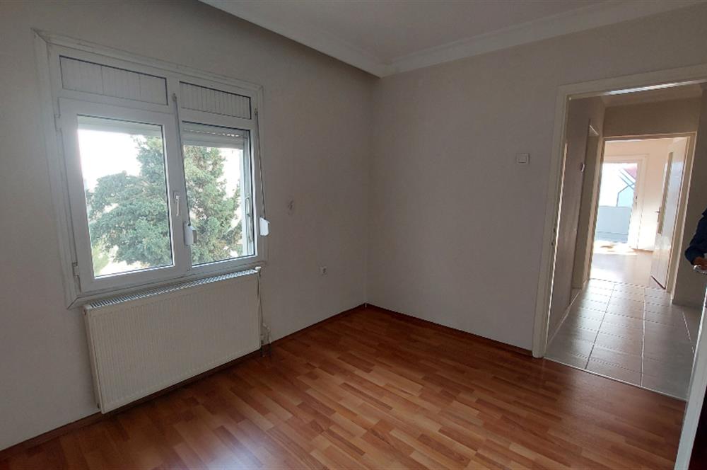 Bahçelievler Metaş Sitesinde 3+1 Bakımlı Kiralık Daire