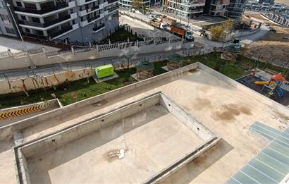 EVRENSEL YAŞAM KONUTLARI'NDA LÜKS 4.5+1 SATILIK DAİRE