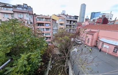 ŞİŞLİ ÇOBANOĞLU SOKAKTA 3+1 ASANSÖRLÜ DAİRE