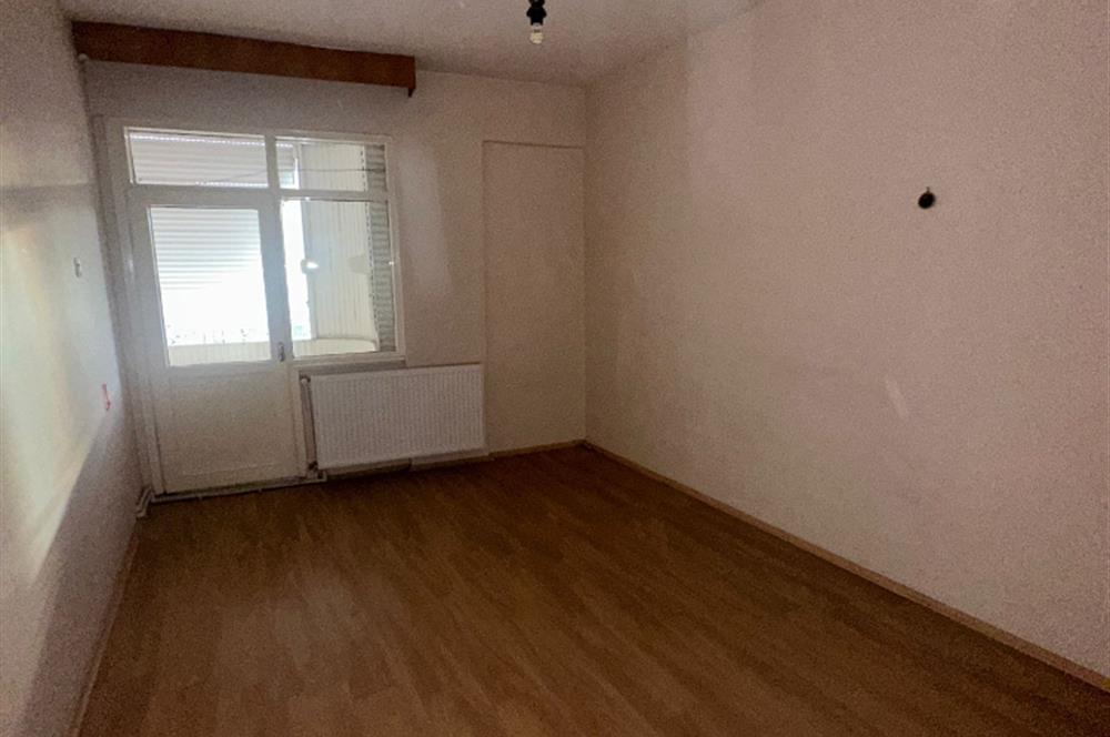 MALTEPE MERKEZ'de 3+1 KREDİYE UYGUN GENİŞ DAİRE