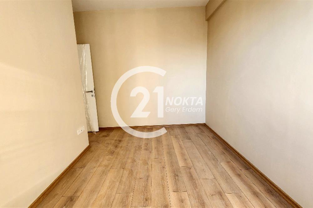 ŞENESENEVLER METRO VE CADDEYE YAKIN SIFIR 2+1 70 m2 GÜNEY DAİRE