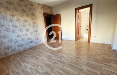 ATAŞEHİR'İN EN GÜZEL GÜVENLİKLİ SİTESİNDE HAVUZLU 3+1 180 m2