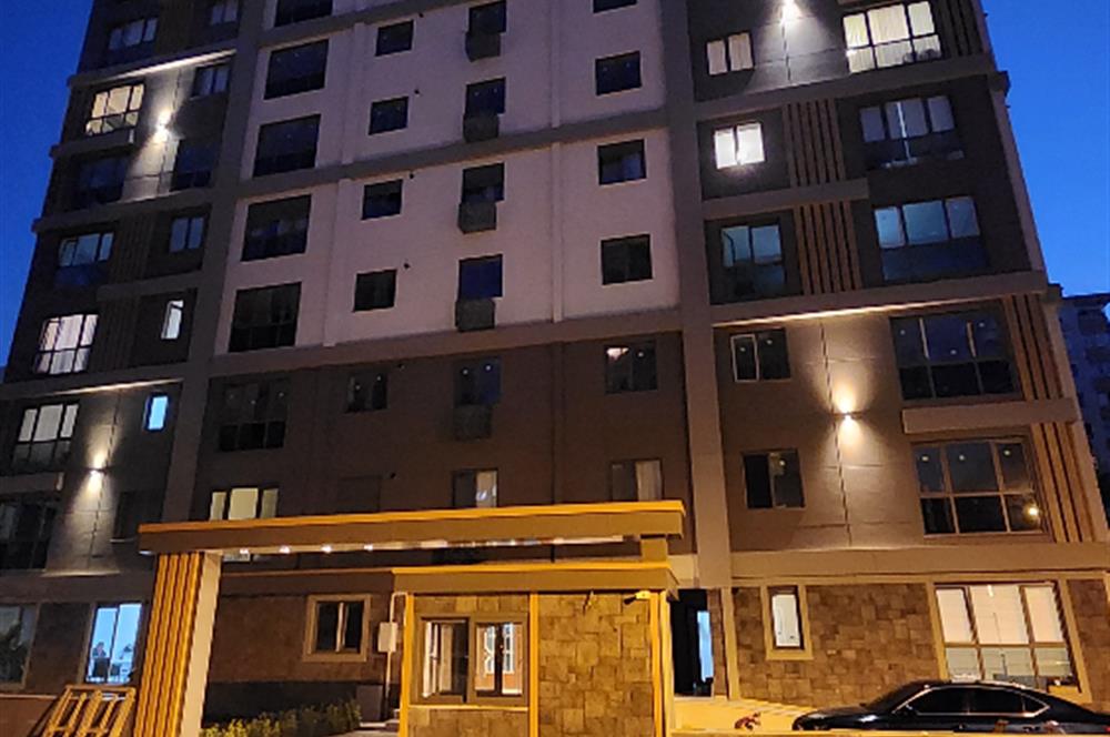 ŞENESENEVLER METRO VE CADDEYE YAKIN SIFIR 2+1 70 m2 GÜNEY DAİRE