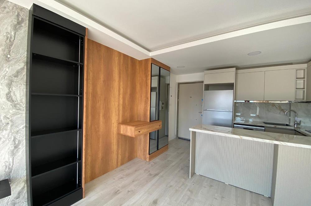 Havaalanı Yakını Yeni Havuzlu ve Sosyal Tesisli 2+1 Kiralık