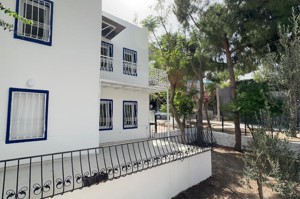 Detached Duplex House with Terrace for Investment in Bodrum Gündoğan Denizati Site