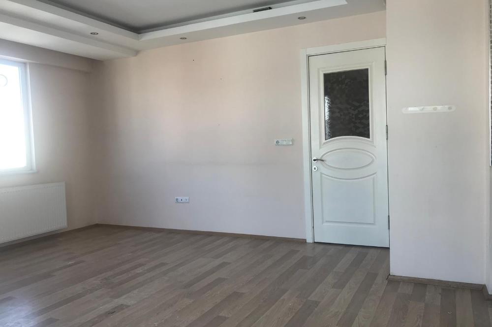 Yeşilköy Caddesi Üzeri Satılık 2.5+1 Satılık Daire