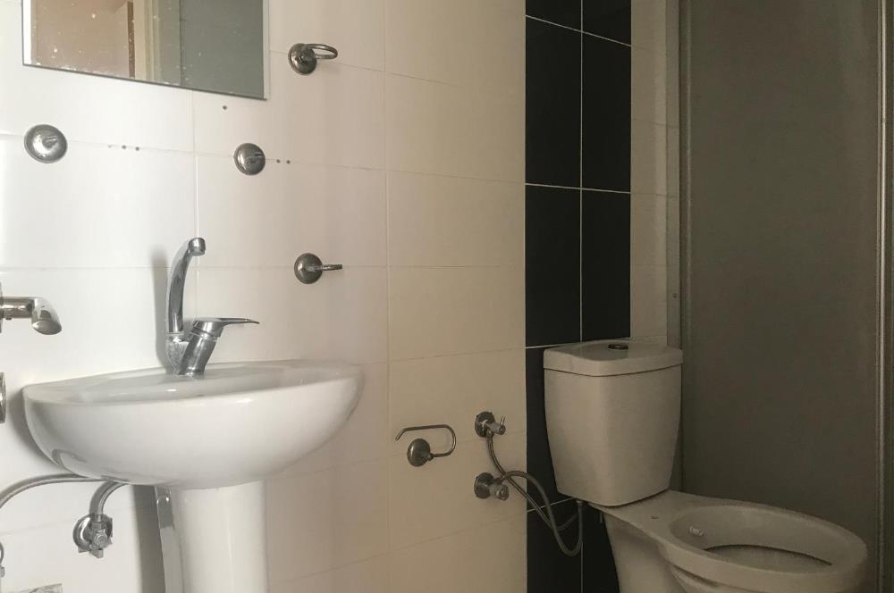 Yeşilköy Caddesi Üzeri Satılık 2.5+1 Satılık Daire