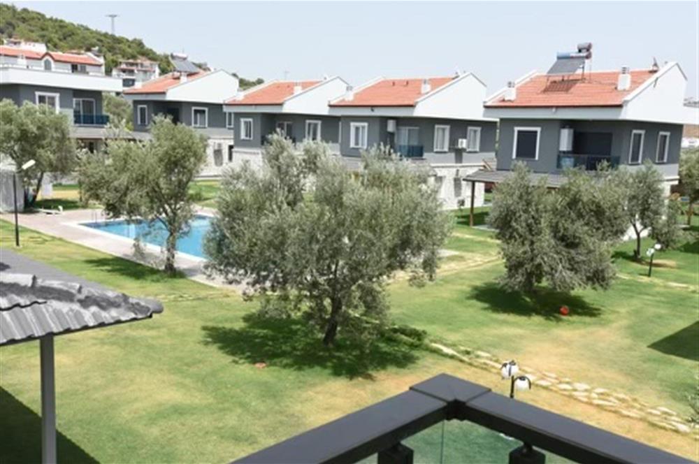 Çandarlı satılık deniz manzaralı müstakil villa