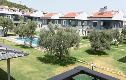 Çandarlı satılık deniz manzaralı müstakil villa