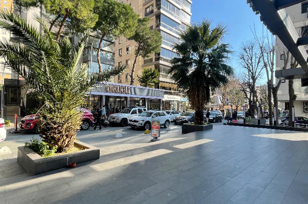 ERENKÖY DİVAN'A KOMŞU,BAĞDAT CADDESİ 2.BİNA,HAVUZLU,3+1,KİRALIK