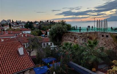 ANTALYA KALEİÇİ CUMHURİYET MEYDANI DEVREN KİRALIK RESTORAN