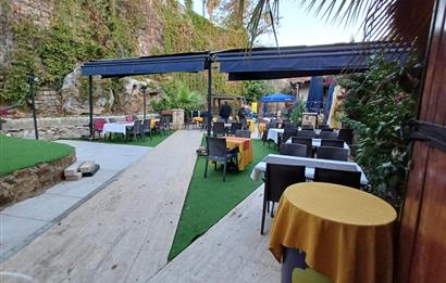 ANTALYA KALEİÇİ CUMHURİYET MEYDANI DEVREN KİRALIK RESTORAN