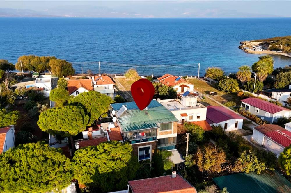 Denize 50 Metre Mesafede, Havuzlu, Eşyalı Lüks Müstakil Villa