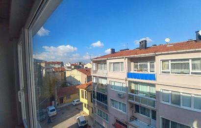 C21 Cius; Bursa Heykel'de Şehrin Merkezinde Satılık 2+1 Daire