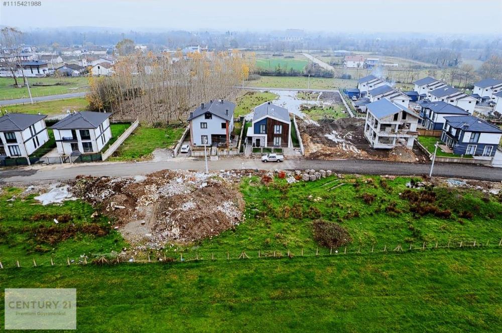 Düzce merkezde villalar bölgesinde satılık arsa