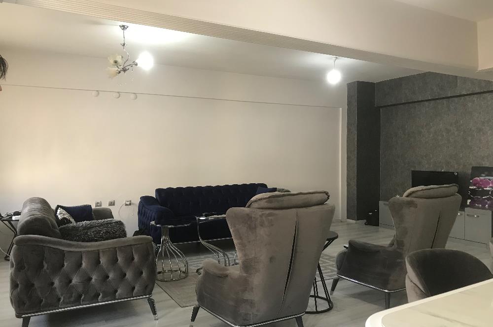 Saltak Caddesi Satılık 2.5+1 Daire