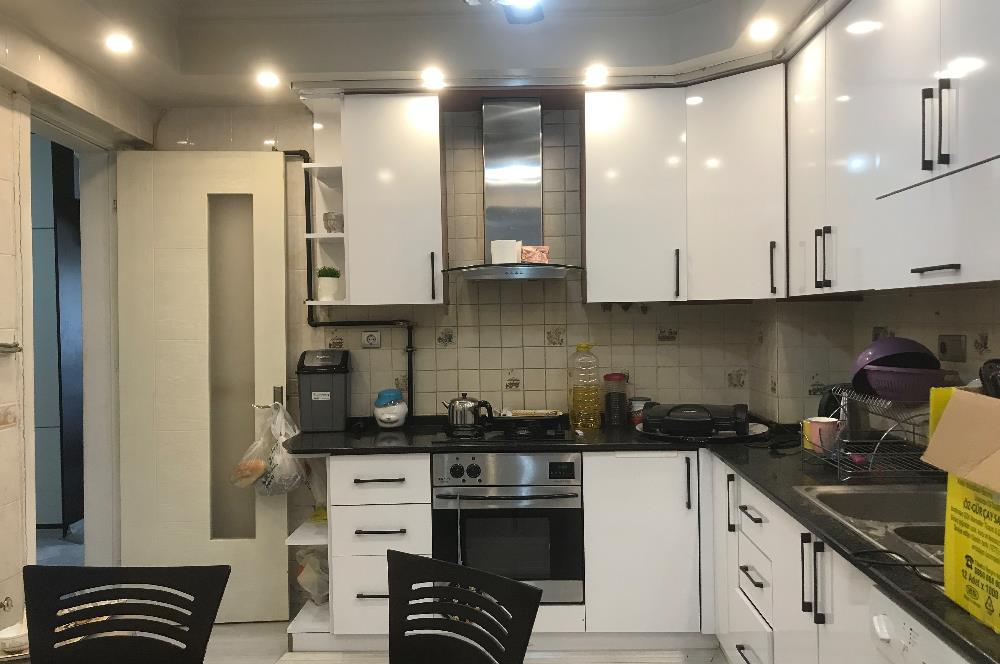 Saltak Caddesi Satılık 2.5+1 Daire