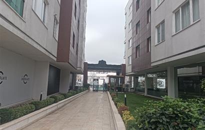 Beylikdüzü AHENK de Kısmen deniz manzaralı 2+1 kiralık daire..