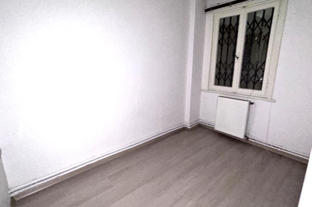 ŞİŞLİ TÜRKBEY-İ SOKAK 1. ADADA DAİRE