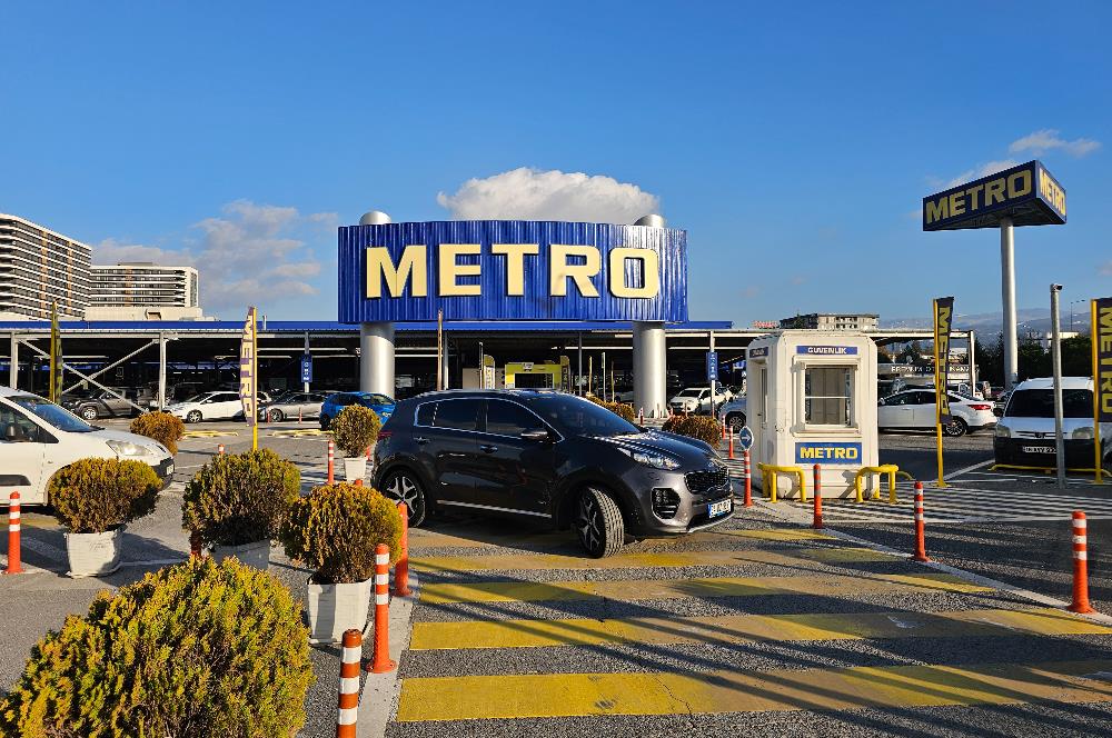 C21 NOVO'DAN ONA 191 METRO GROSSMARKET KARŞISINDA KİRALIK DÜKKAN